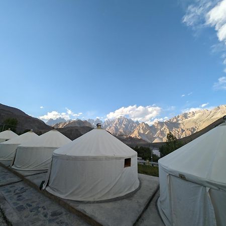 Apex Hotels And Resorts Leyurt Hussaini Karimabad  Buitenkant foto