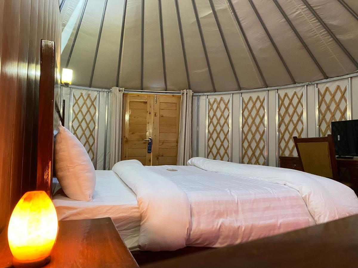 Apex Hotels And Resorts Hussaini Karimabad  Buitenkant foto