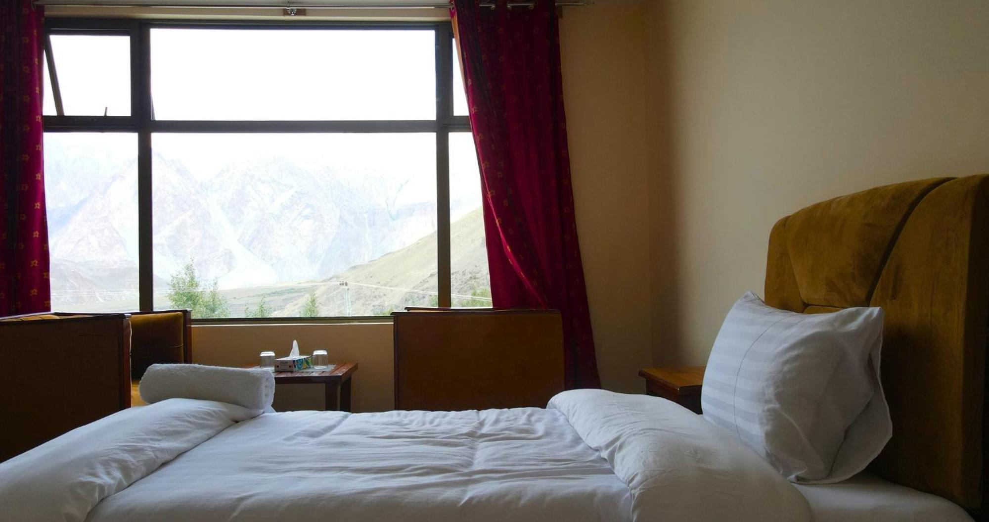 Apex Hotels And Resorts Leyurt Hussaini Karimabad  Buitenkant foto