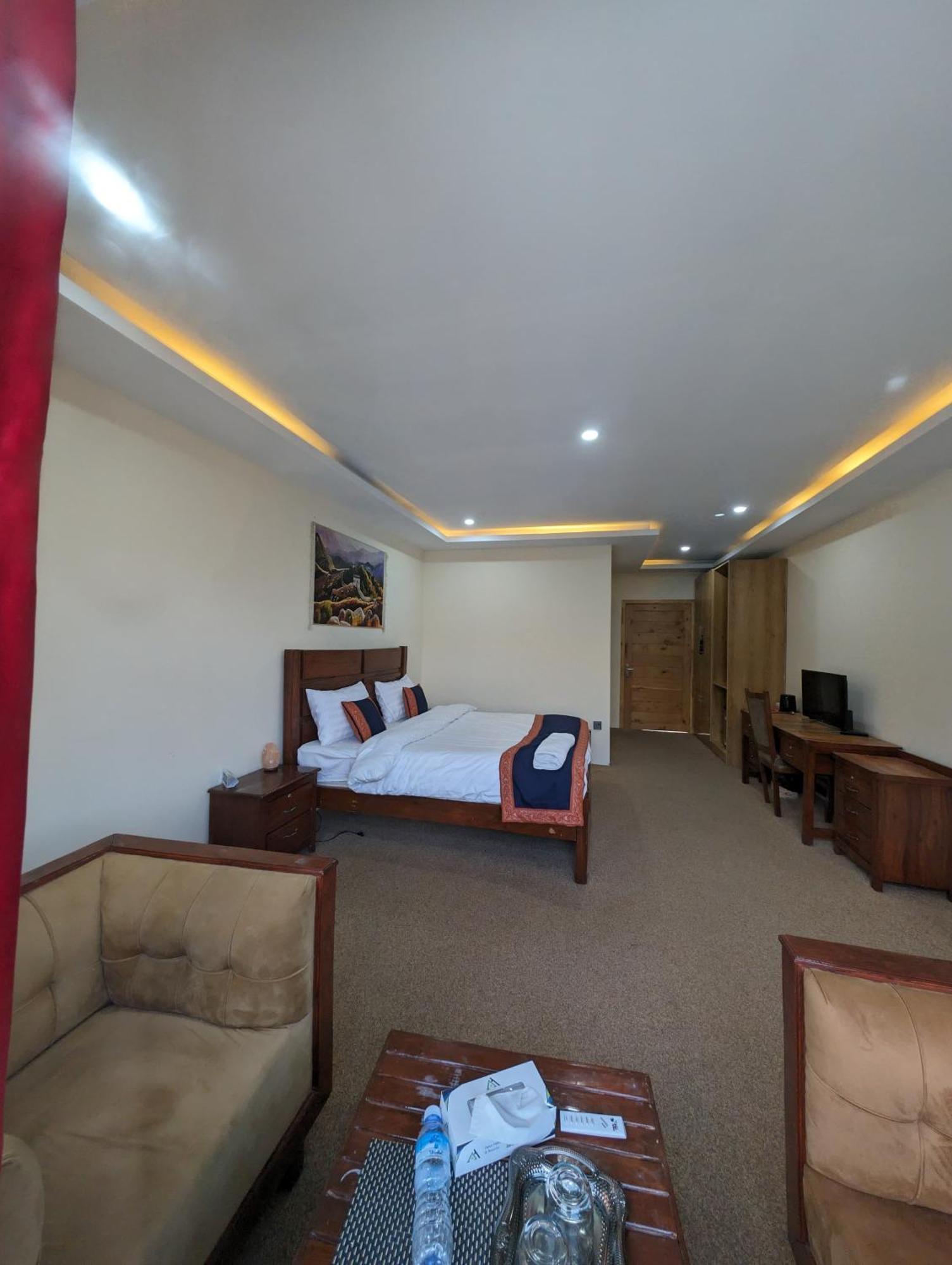 Apex Hotels And Resorts Hussaini Karimabad  Buitenkant foto