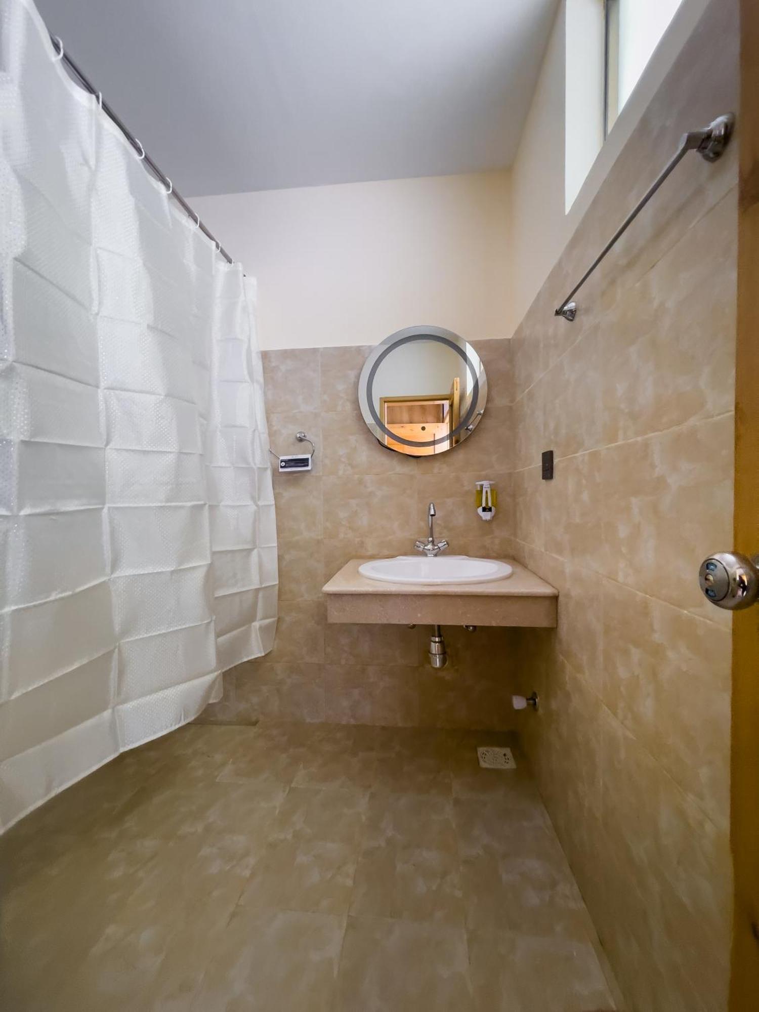 Apex Hotels And Resorts Hussaini Karimabad  Buitenkant foto