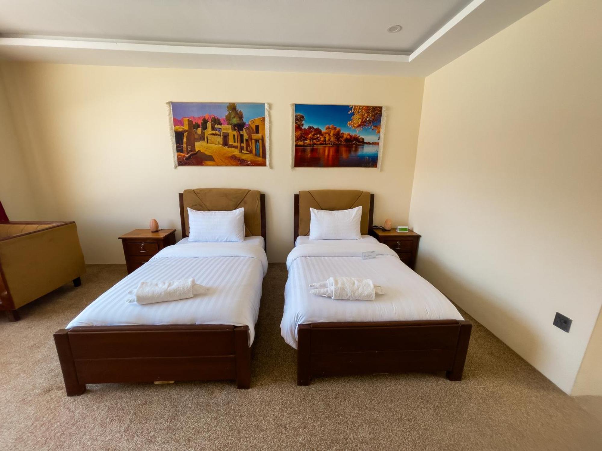 Apex Hotels And Resorts Hussaini Karimabad  Buitenkant foto