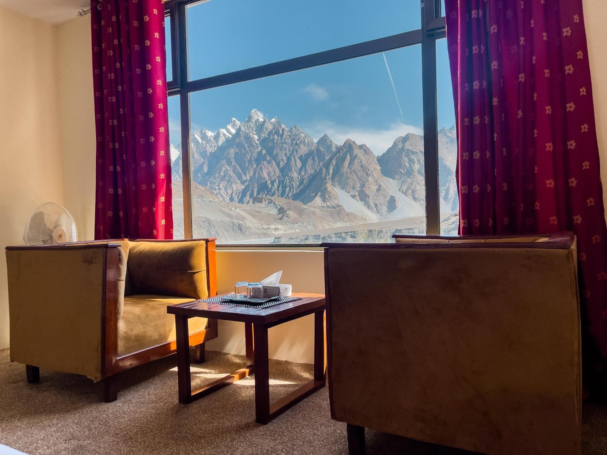 Apex Hotels And Resorts Hussaini Karimabad  Buitenkant foto