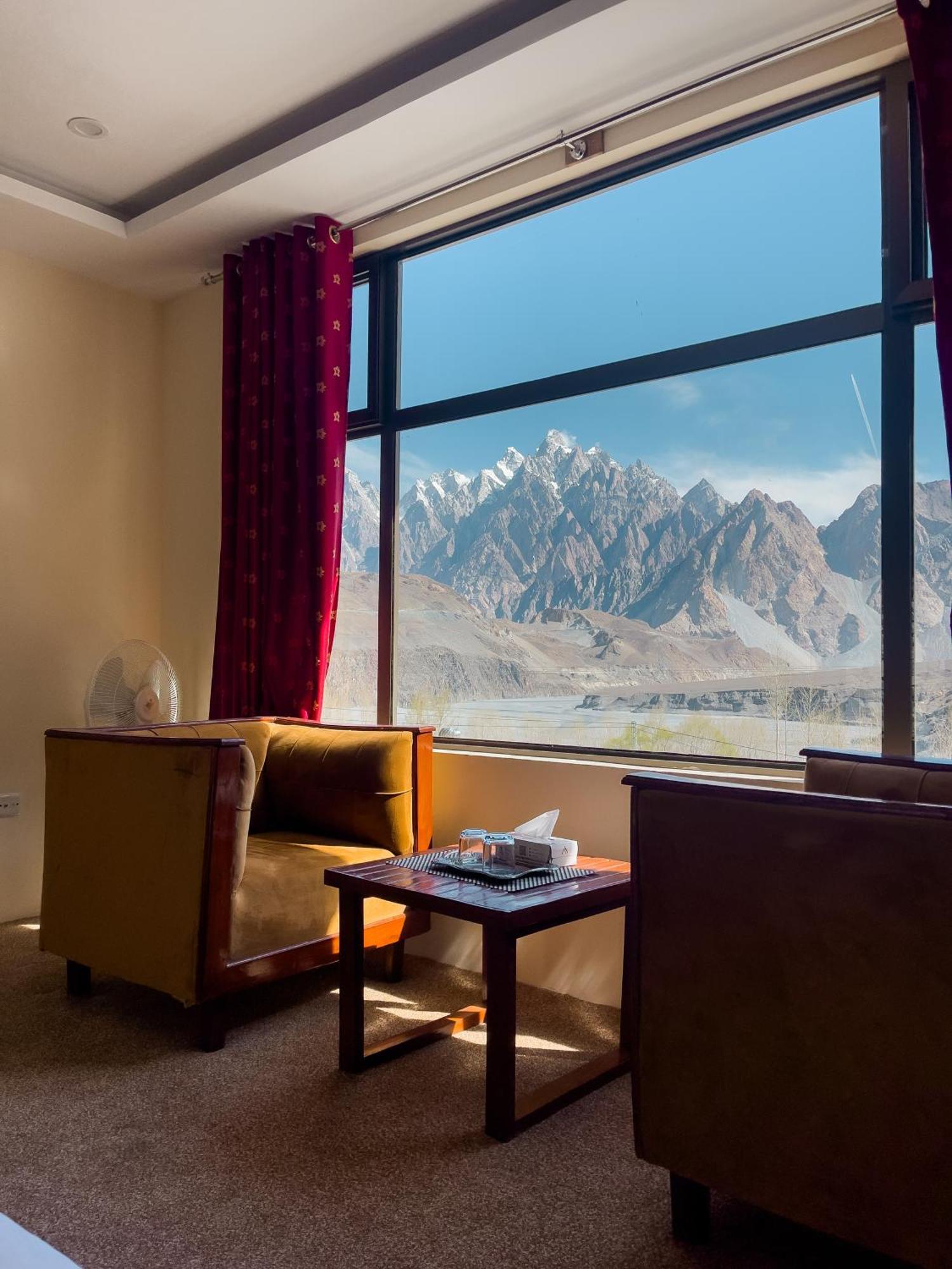 Apex Hotels And Resorts Hussaini Karimabad  Buitenkant foto