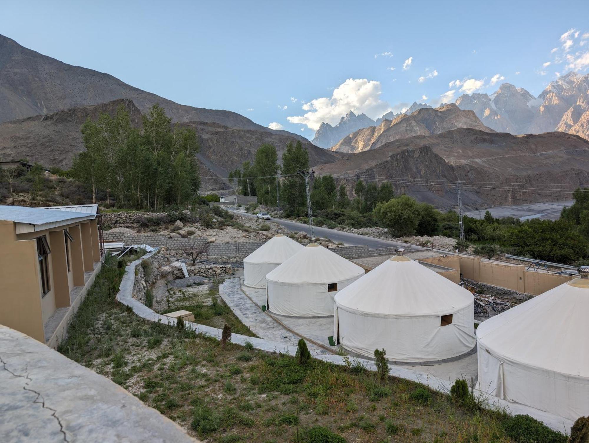 Apex Hotels And Resorts Leyurt Hussaini Karimabad  Buitenkant foto