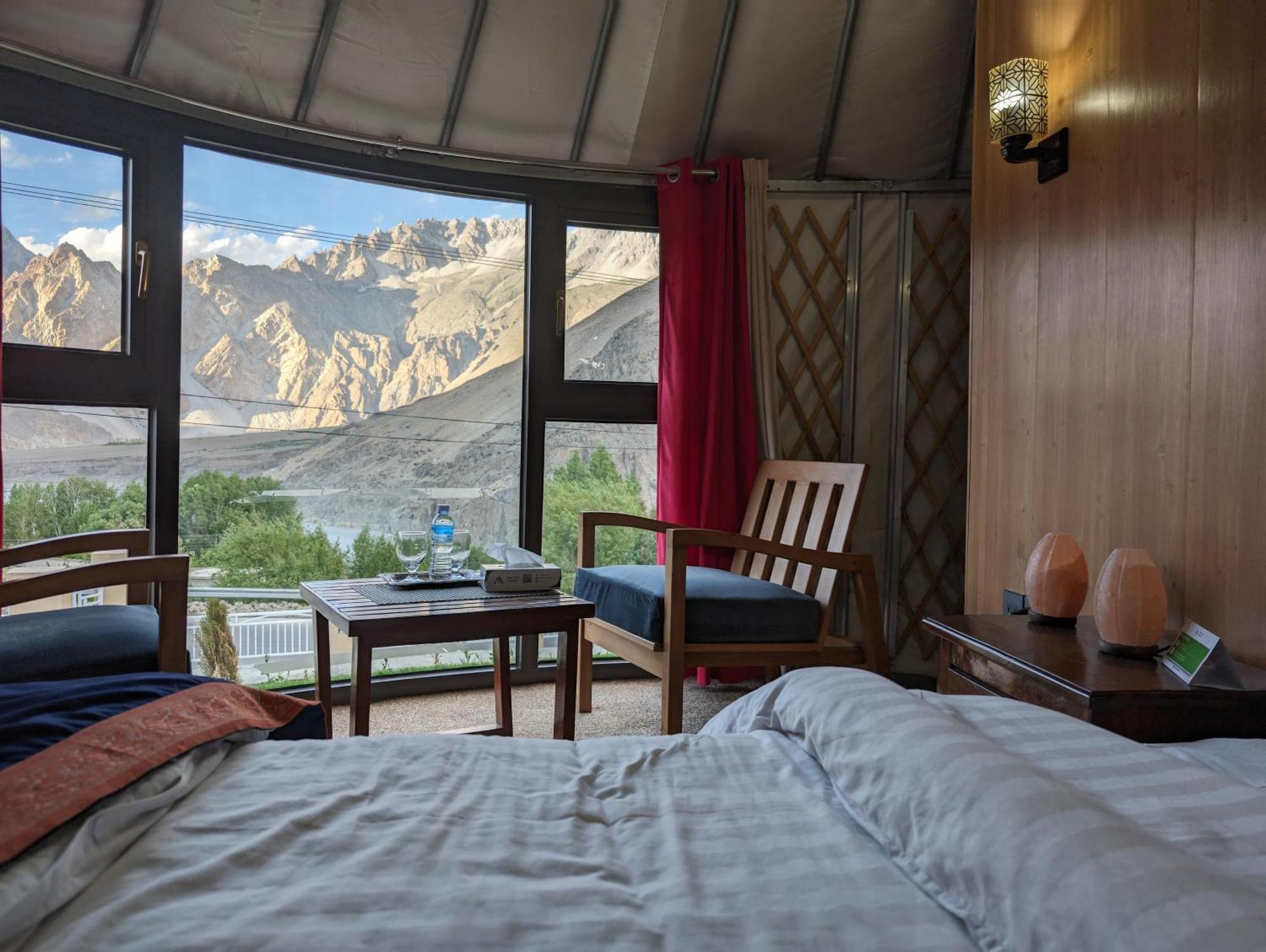 Apex Hotels And Resorts Hussaini Karimabad  Buitenkant foto
